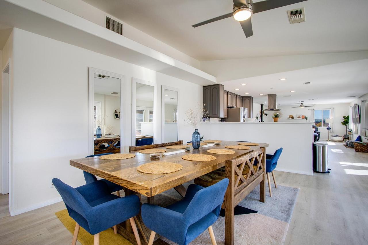Sapphire Haven + Casita! Pool + Spa + Movie Theatre + 10 Min To Monument! Joshua Tree Bagian luar foto