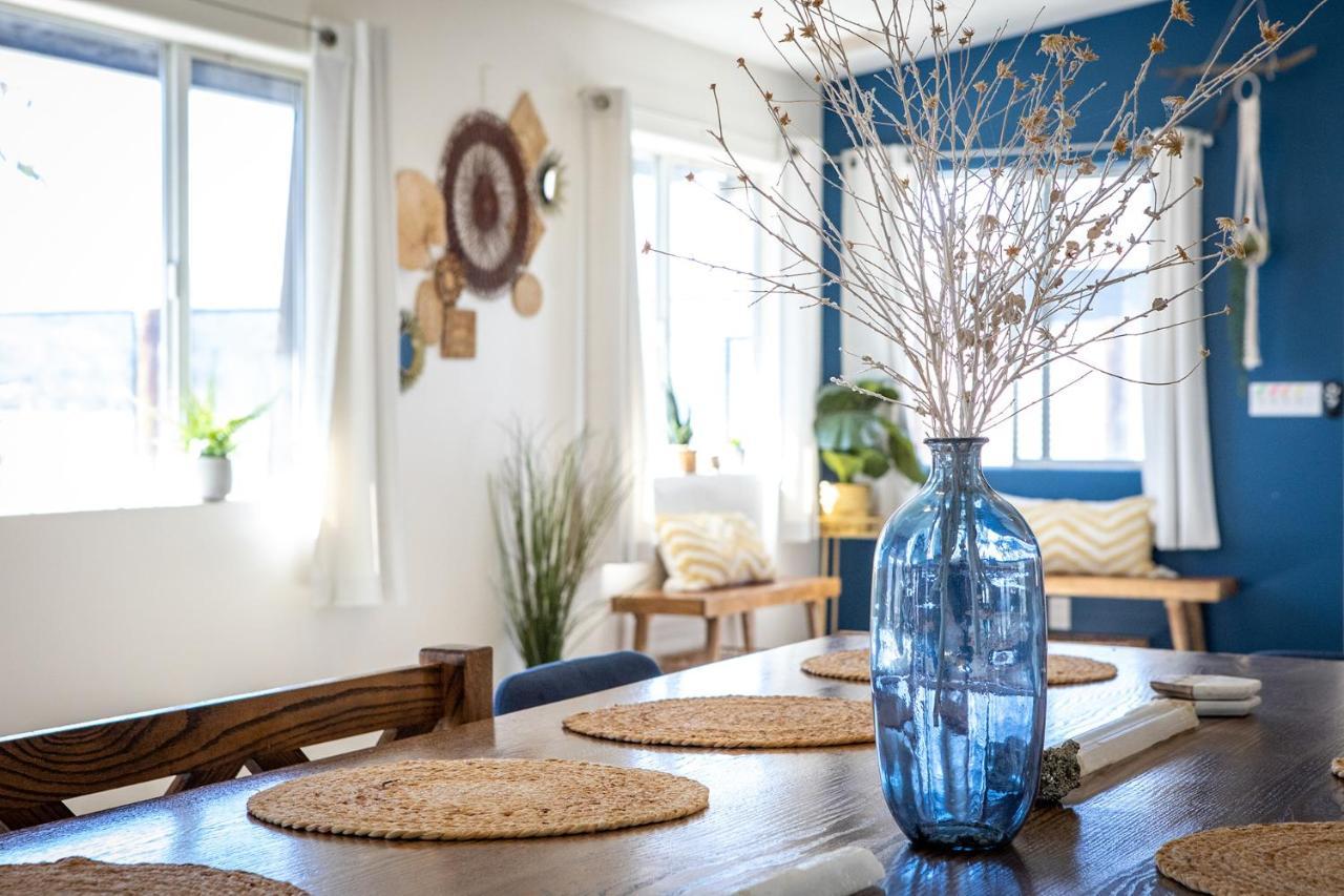 Sapphire Haven + Casita! Pool + Spa + Movie Theatre + 10 Min To Monument! Joshua Tree Bagian luar foto