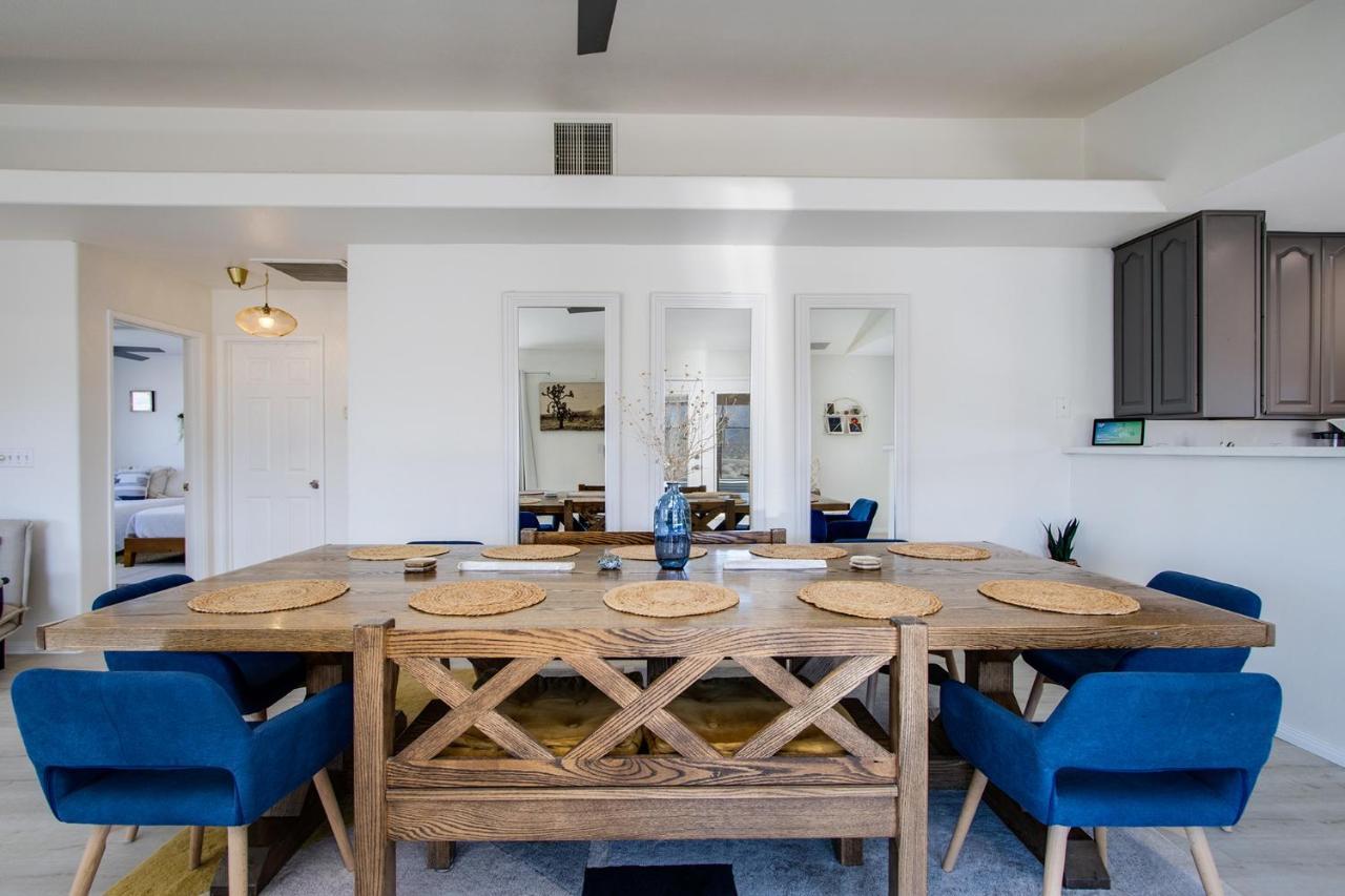Sapphire Haven + Casita! Pool + Spa + Movie Theatre + 10 Min To Monument! Joshua Tree Bagian luar foto