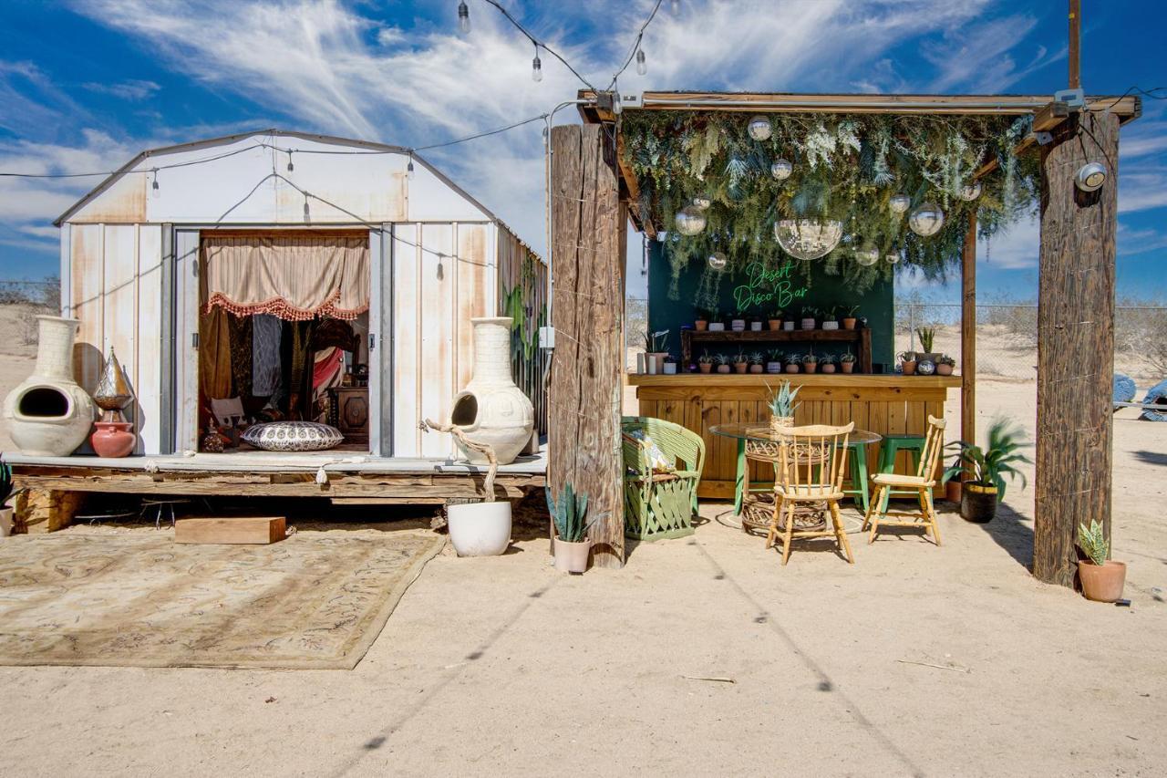 Sapphire Haven + Casita! Pool + Spa + Movie Theatre + 10 Min To Monument! Joshua Tree Bagian luar foto
