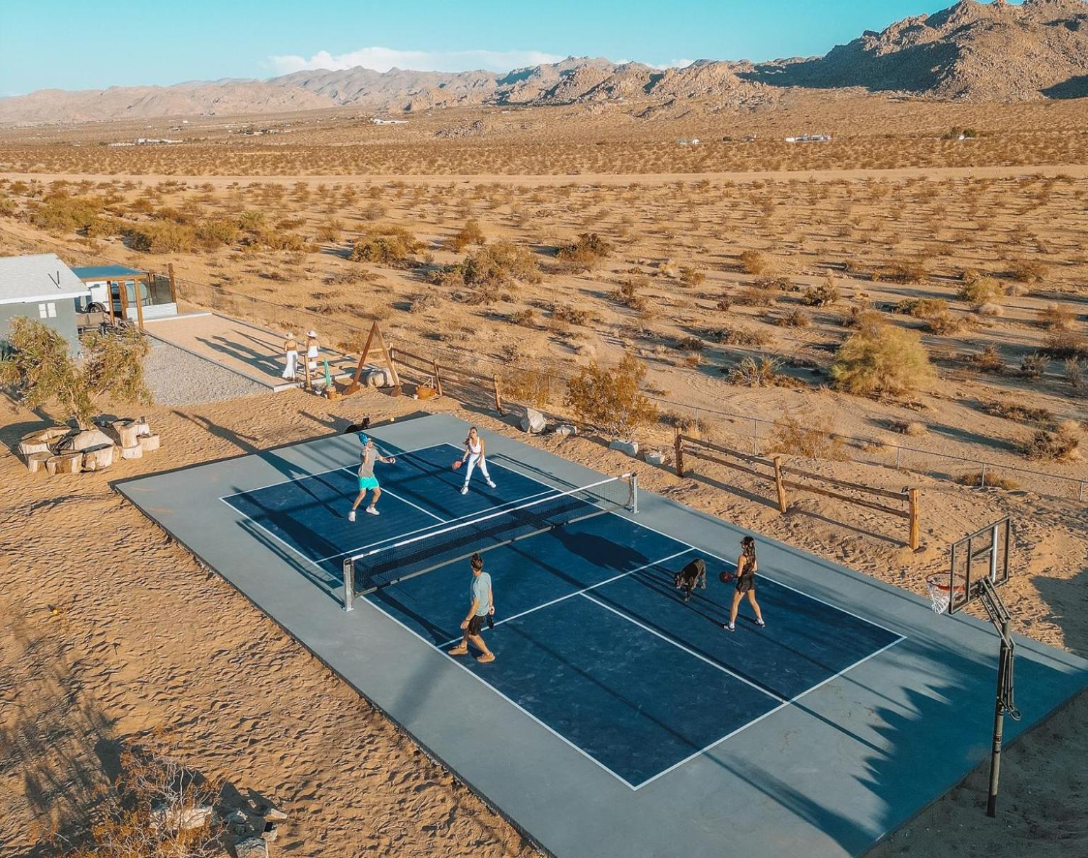 Sapphire Haven + Casita! Pool + Spa + Movie Theatre + 10 Min To Monument! Joshua Tree Bagian luar foto
